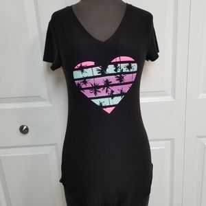 🛍 No Boundaries Woman's Small T-shirt